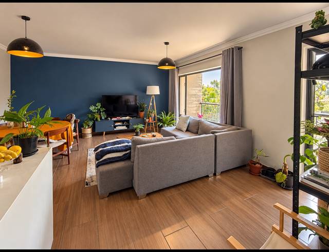 2 BEDROOM APARTMENT FOR SALE IN NORTHCLIFF